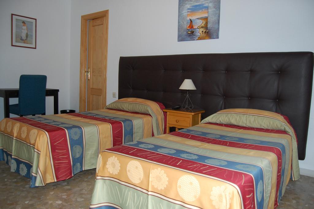 Hostal Juan De Austria II Aguadulce (Almeria) Quarto foto